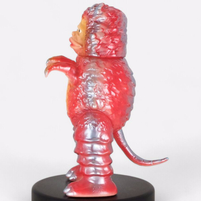 ブルマァク製「ピグモン」が人気の「レトロカラーレッド」で登場