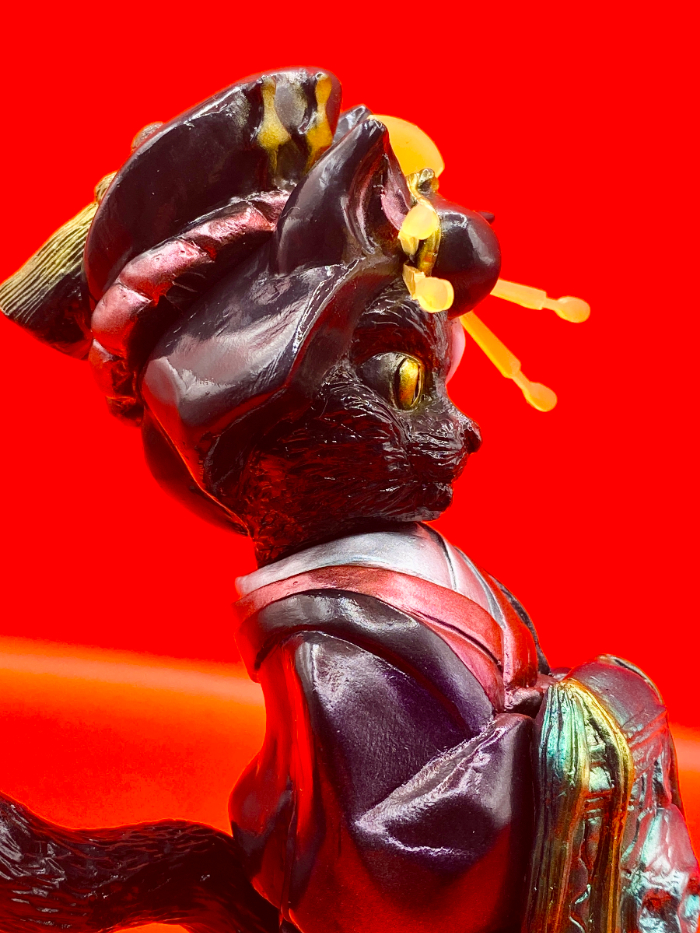 ヒカリトイズより新作登場！ 「化猫遊女〜地獄太夫」と『ヒカリトイズ