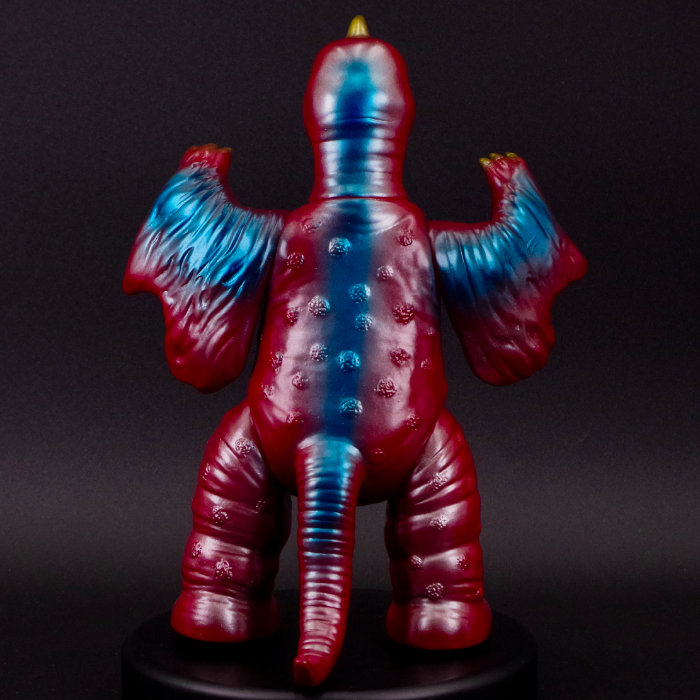 プレミアムバンダイで受注されるブルマァク製「ペギラ 昭和レトロ