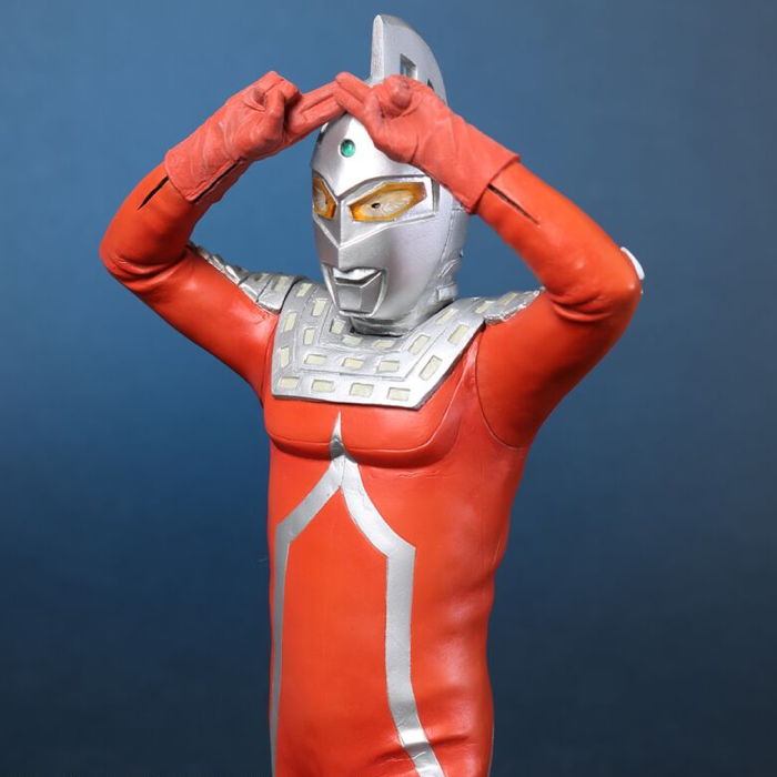 エクスプラスの［大怪獣シリーズ］に「ウルトラセブン エメリウム光線