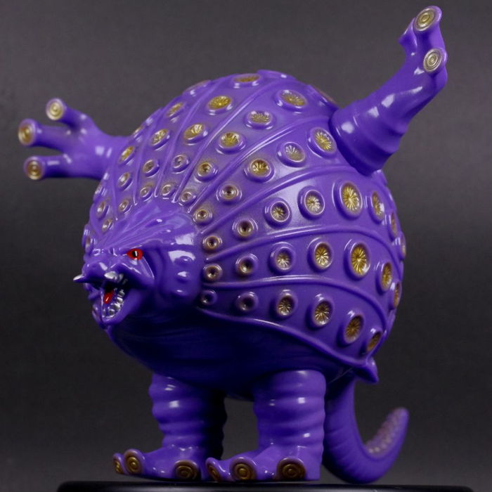 ギャラリー＆ショップ・墓場の画廊にマルサンの「タッコング」限定版が