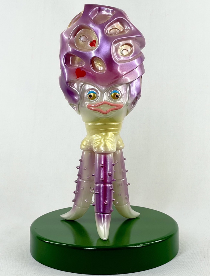 M1号からはブルマァク復刻版「ペギラ蓄光版」、そして鵜川薫さん彩色