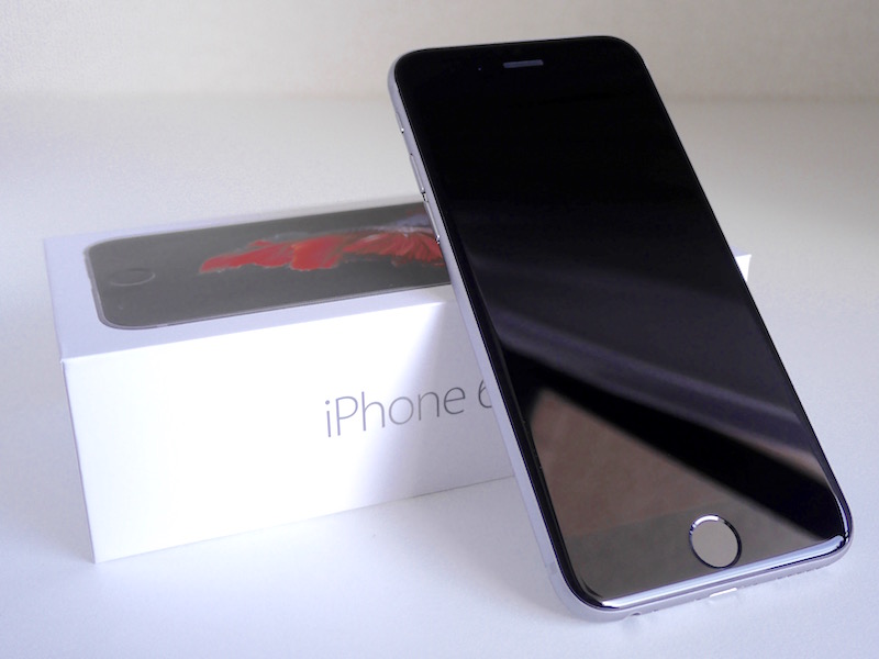 Apple iPhone 6s スペースグレイ」外観フォトレビュー＆購入理由など