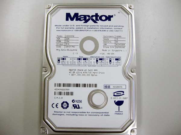 Maxtor D540X-4D 40GB 4D040H22205B1 ハードディスク HDD 分解 解体 写真