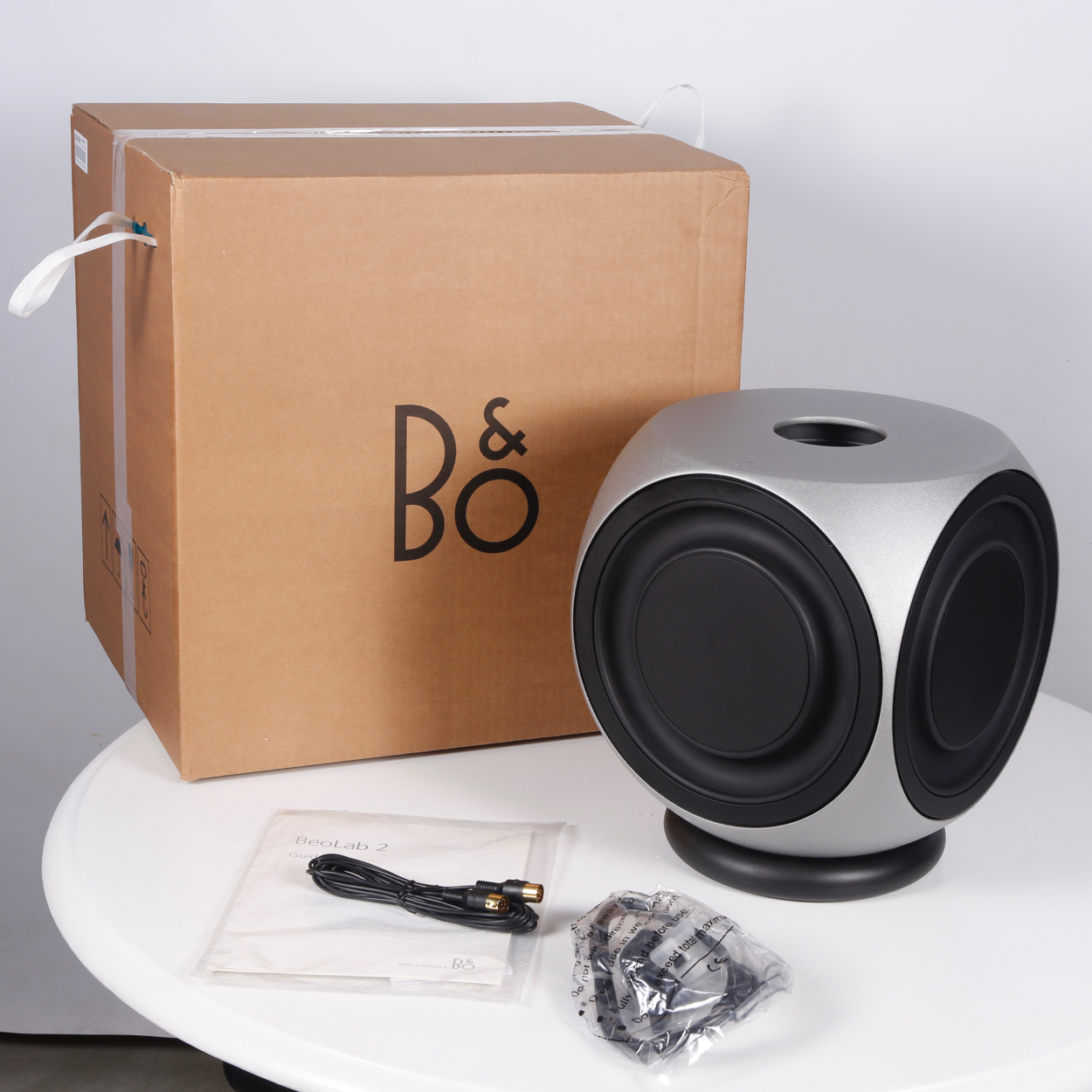 B&O BeoLab 2 Subwoofer - Aluminium **Near Mint Condition**