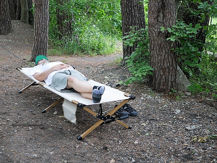 ハイランダーのレバー式GIコット（アルミ）をレビュー！木目調コットは