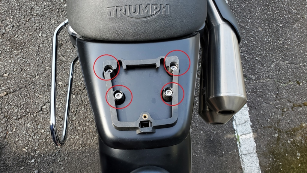 リアキャリア自作方法【ストリートスクランブラー】 - 脱サラ日記