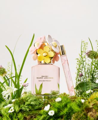 Marc Jacobs Daisy Eau So Fresh Eau de Toilette Spray, 4.2 oz. - Macy's