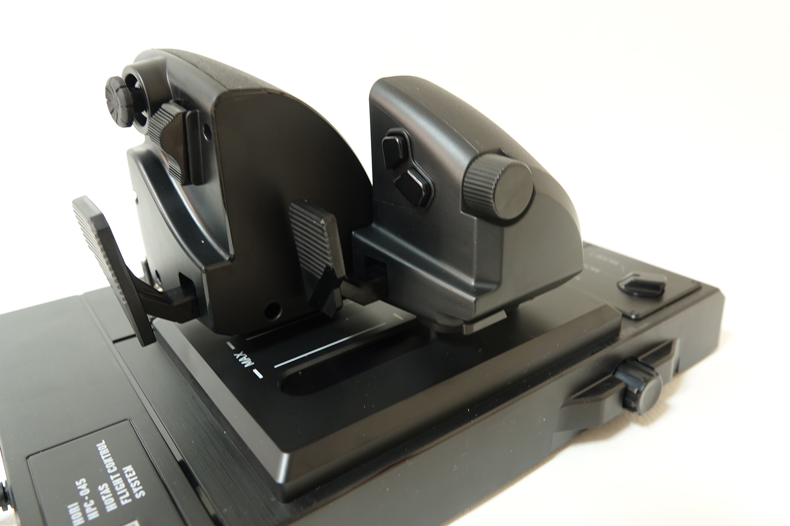 ホリが放つHOTAS系本格フライトスティック「HORI HOTAS Flight Control