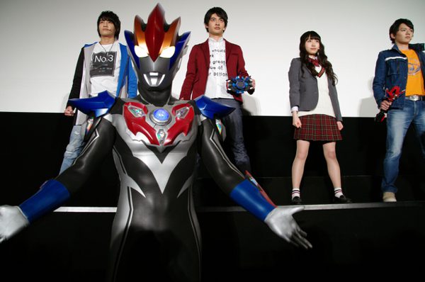 劇場版ウルトラマンR／B セレクト！絆のクリスタル』完成露上映会開催