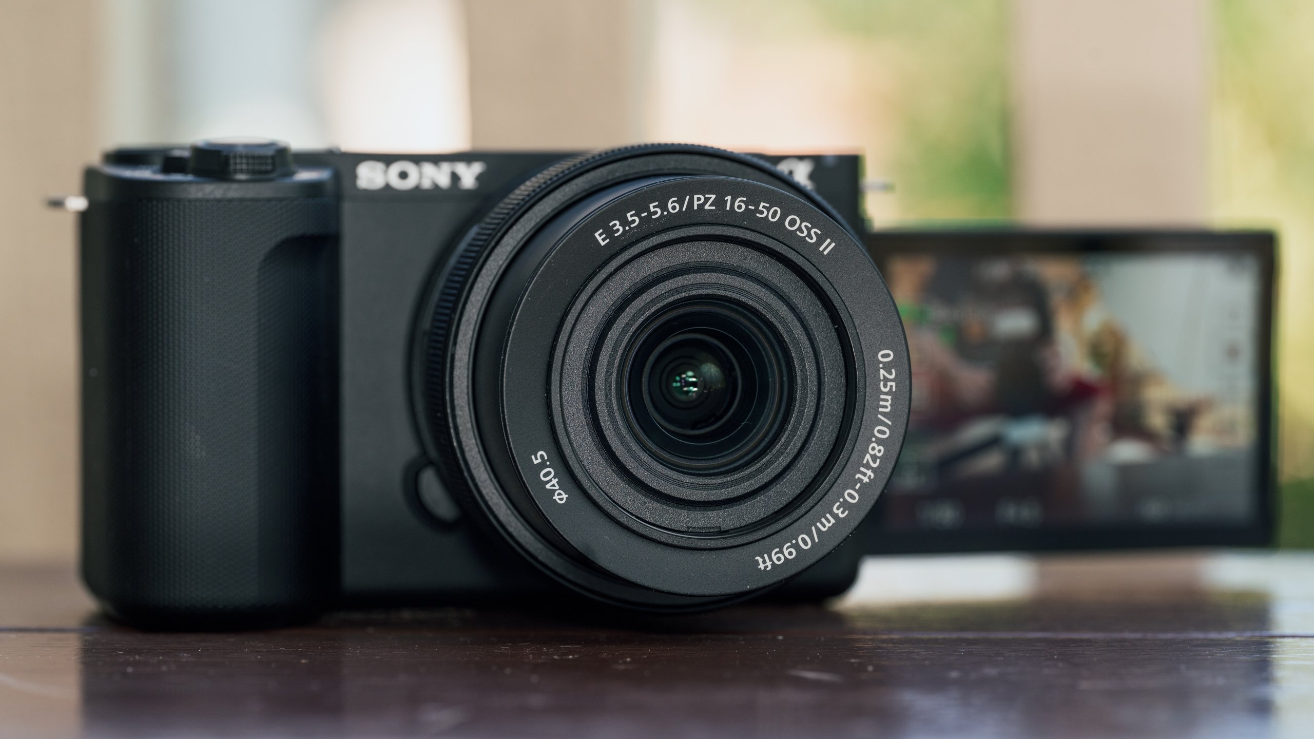 Sony E PZ 16-50mm F3.5-5.6 OSS II - Review 2024 - PCMag Middle East