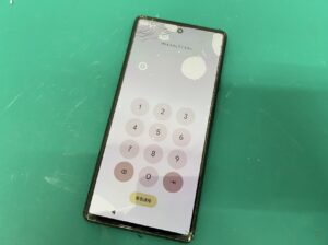 Google Pixel 6】ディスプレイ割れによりタッチができない！ | スマ