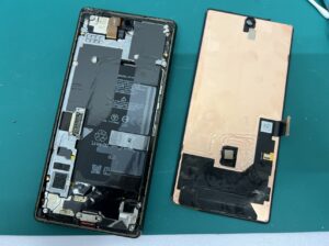 Google Pixel 6】ディスプレイ割れによりタッチができない！ | スマ