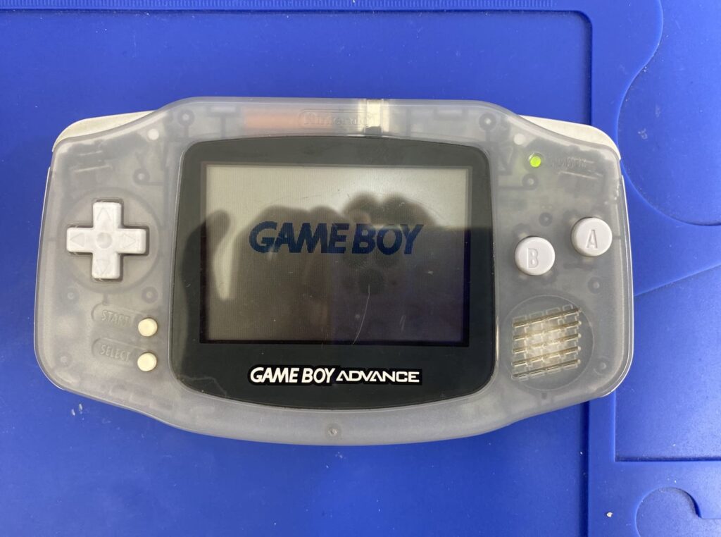 GBA改造】ゲームボーイアドバンスのシェル交換を行いました！ | スマ
