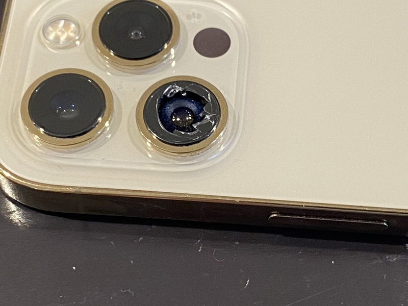 即日修理】iPhoneのカメラレンズ割れちゃいましたか！？実はカメラにも