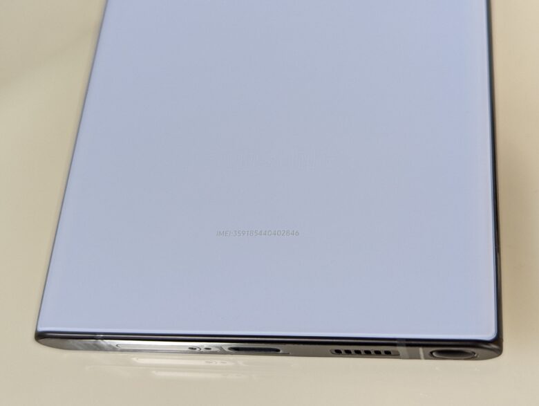 Galaxy S22 Ultraの限定カラー！スカイブルーの購入レビュー。