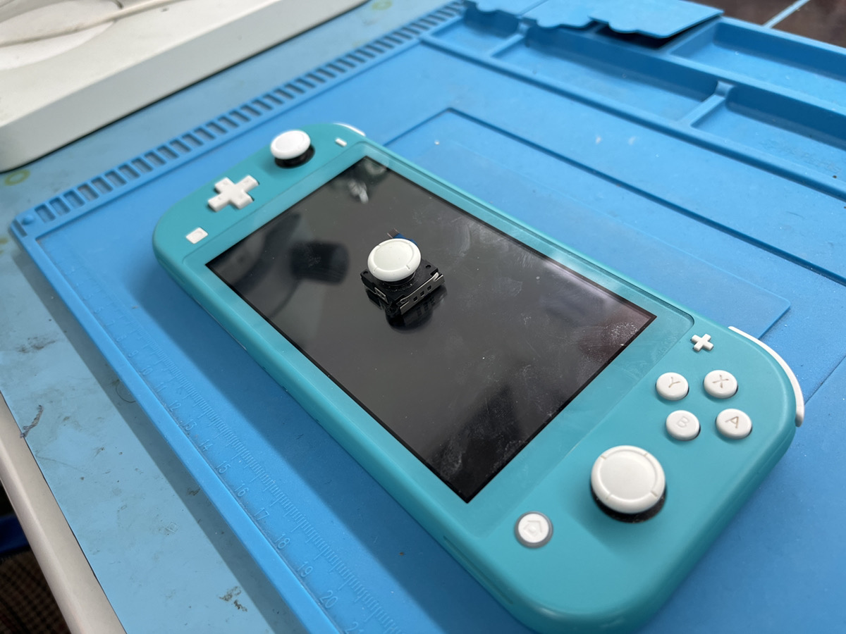 Switch Liteアナログスティック交換】スマートクリア新札幌サンピアザ