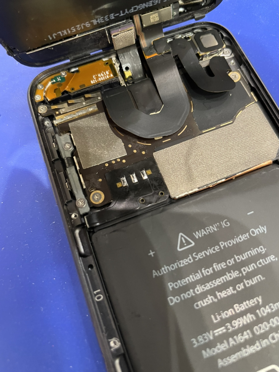 iPod touch 第6世代のバッテリー交換なら、スマートクリア イオン札幌