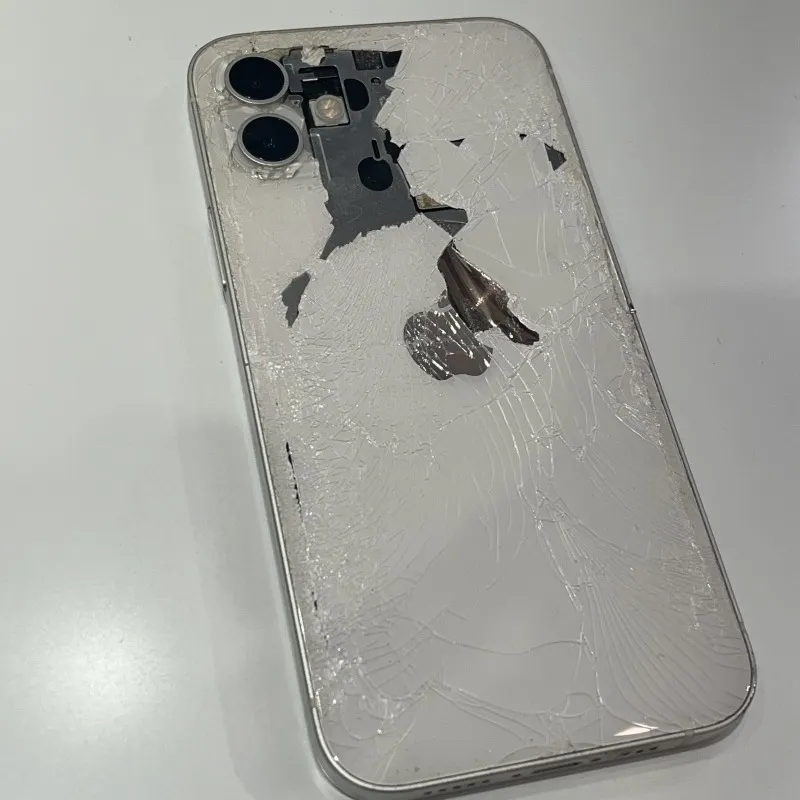 きた様 取り置き中 iPhone12 simフリー 背面割れ きた様 取り置き中