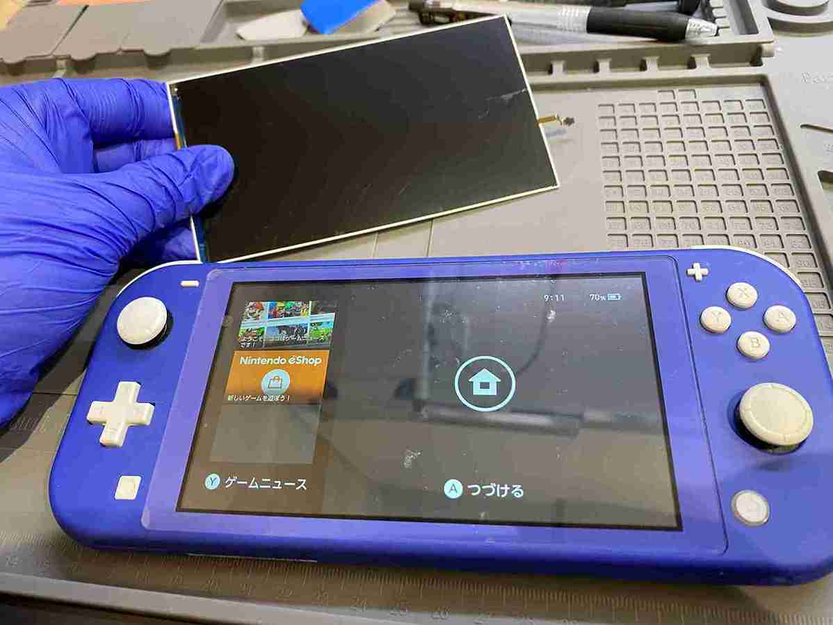 ニンテンドースイッチライト、音は鳴るけど映らないのはなんで