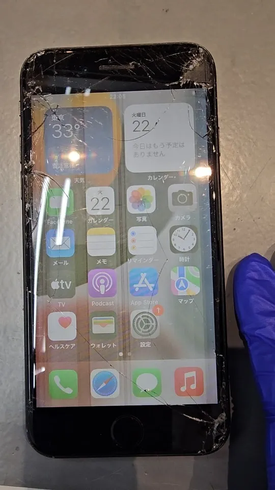 画面が白くなる!?】iPhone SE2の液晶不良は画面修理で解決！｜スマート