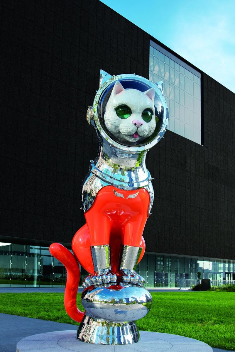 1,000個限定で大人気「宇宙猫ミラー」が登場！猫のいる暮らしとアート