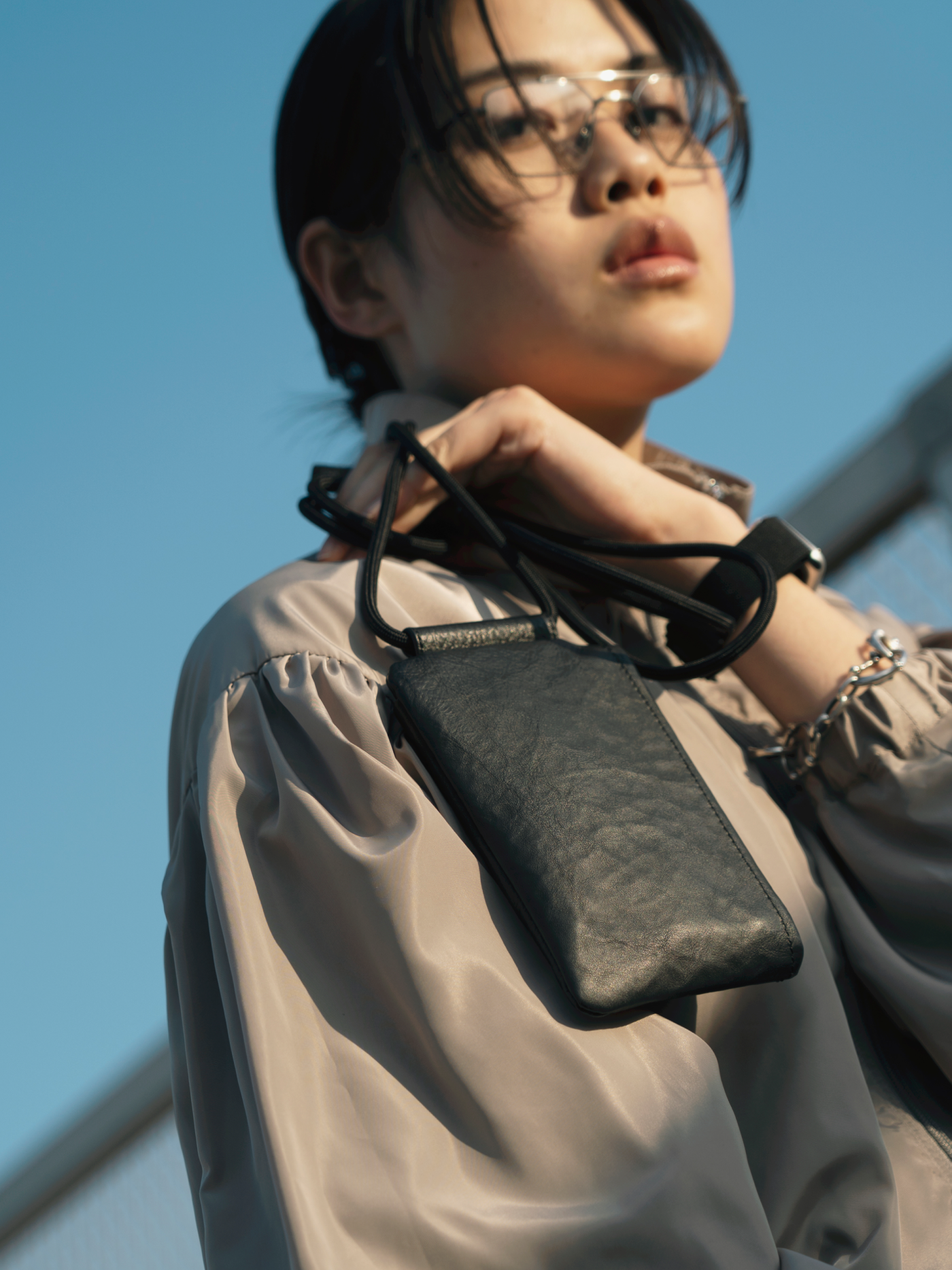 土屋鞄がおしゃれな都会派バッグを作ったなら」“アティテュ”のレザー