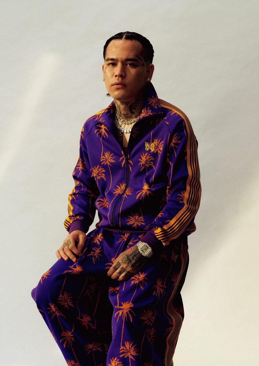 独占】YZERRが惚れたニードルズ「寝落ちするほど気持ちいい服なんて