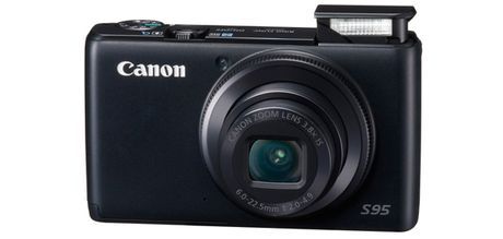 Canon PowerShot S95 review: Fantastic in low light and fits in