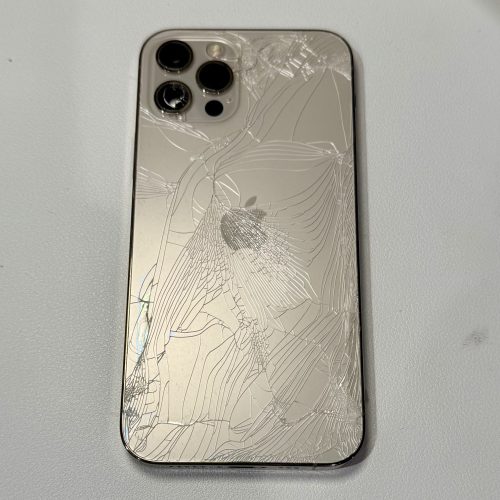 滋賀県草津市】iPhone 12 Proの背面ガラス割れも即日対応！