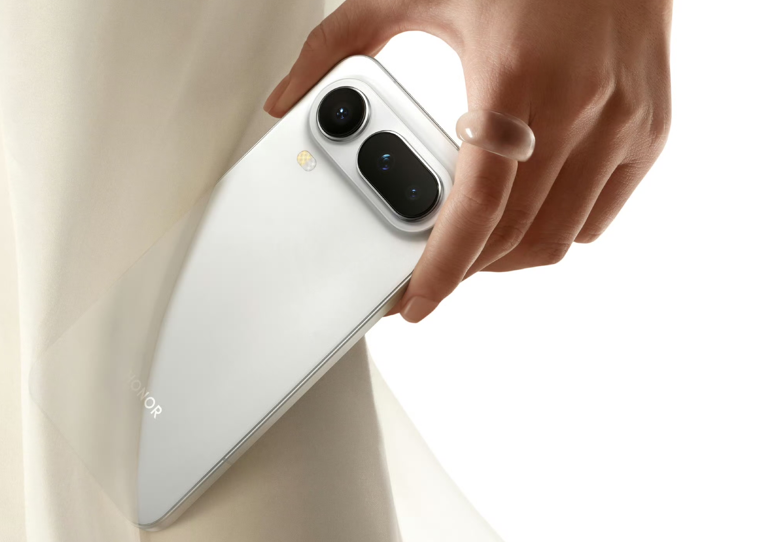 iPhone Air級のボディに三眼カメラと5500mAh電池を搭載？Honor Magic 8