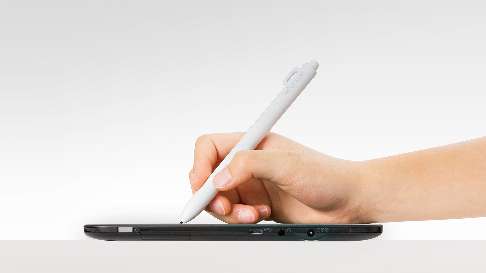 他社のタブレット通信教育との違い｜タブレットで学ぶ中学生向け通信