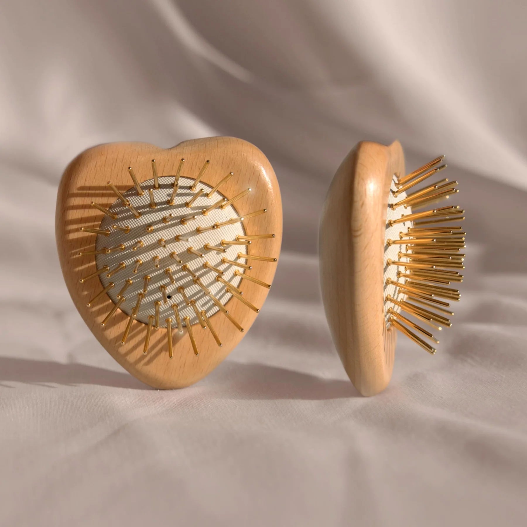 Gua Sha Hair & Scalp Brush: Love Heart Wooden Edition | Snow Fox