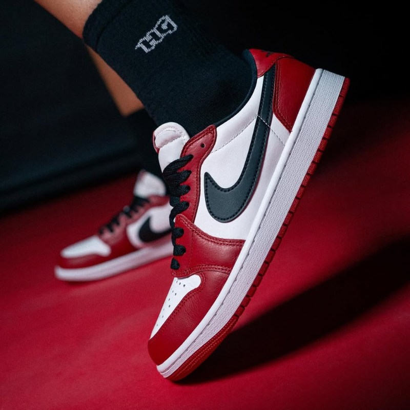 11月15日発売/12月23日再販｜Air Jordan 1 Low OG “Chicago” の定価