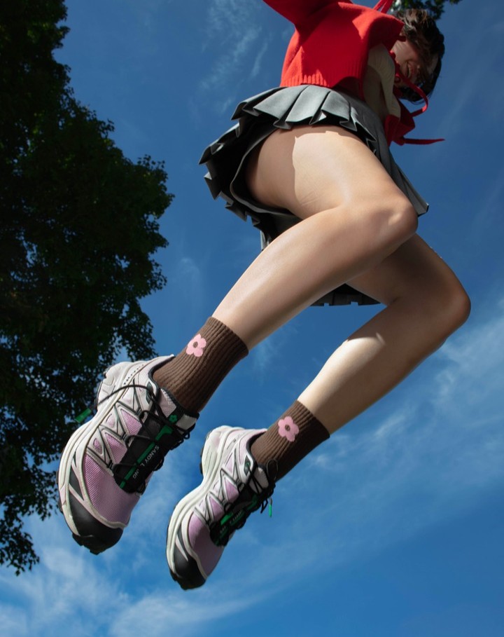 5月5日発売【Sandy Liang x Salomon XT-6 and RX Snow-Moc】フェミニン