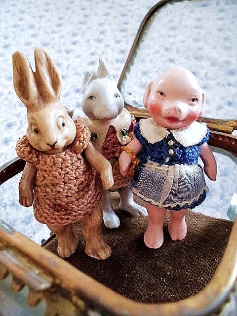ビスクの動物 うさぎ 豚 ねずみ ヘルトヴィヒ アンティークドール