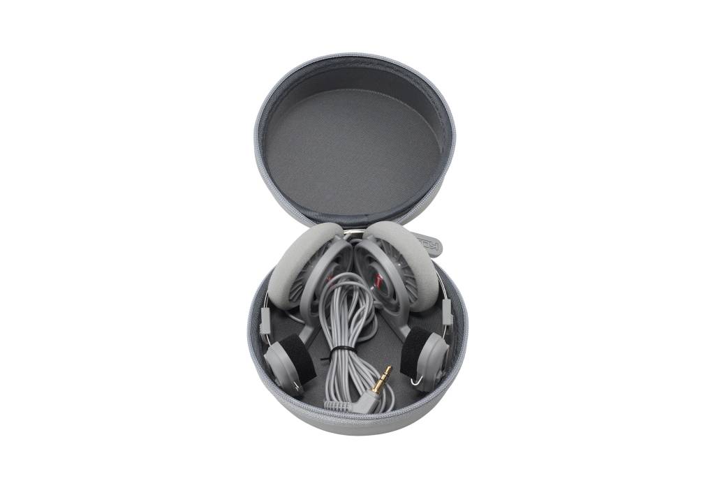 Supreme x Koss PortaPro | SNKRDUNK Magazine