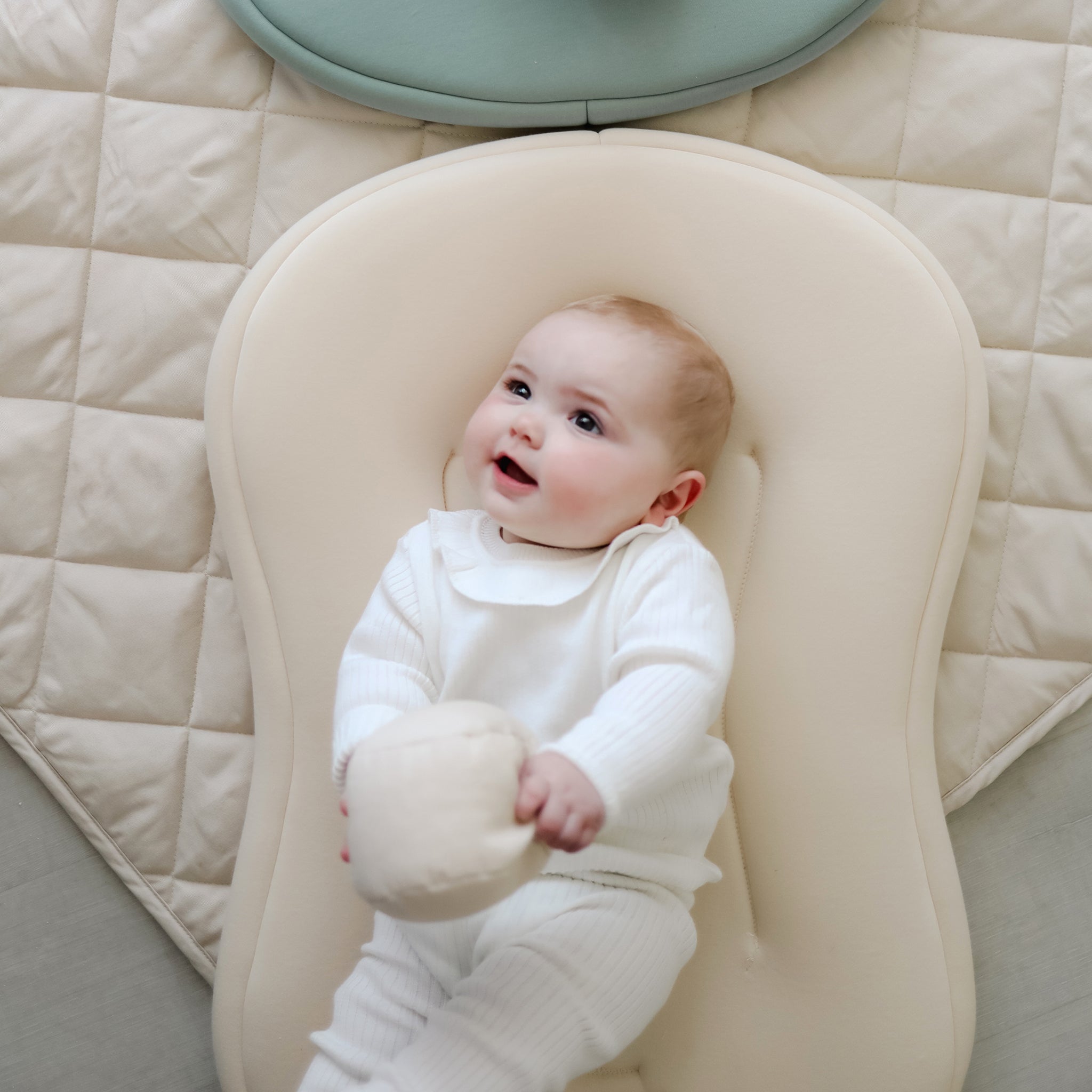 Infant Loungers - Snuggle Me Organic