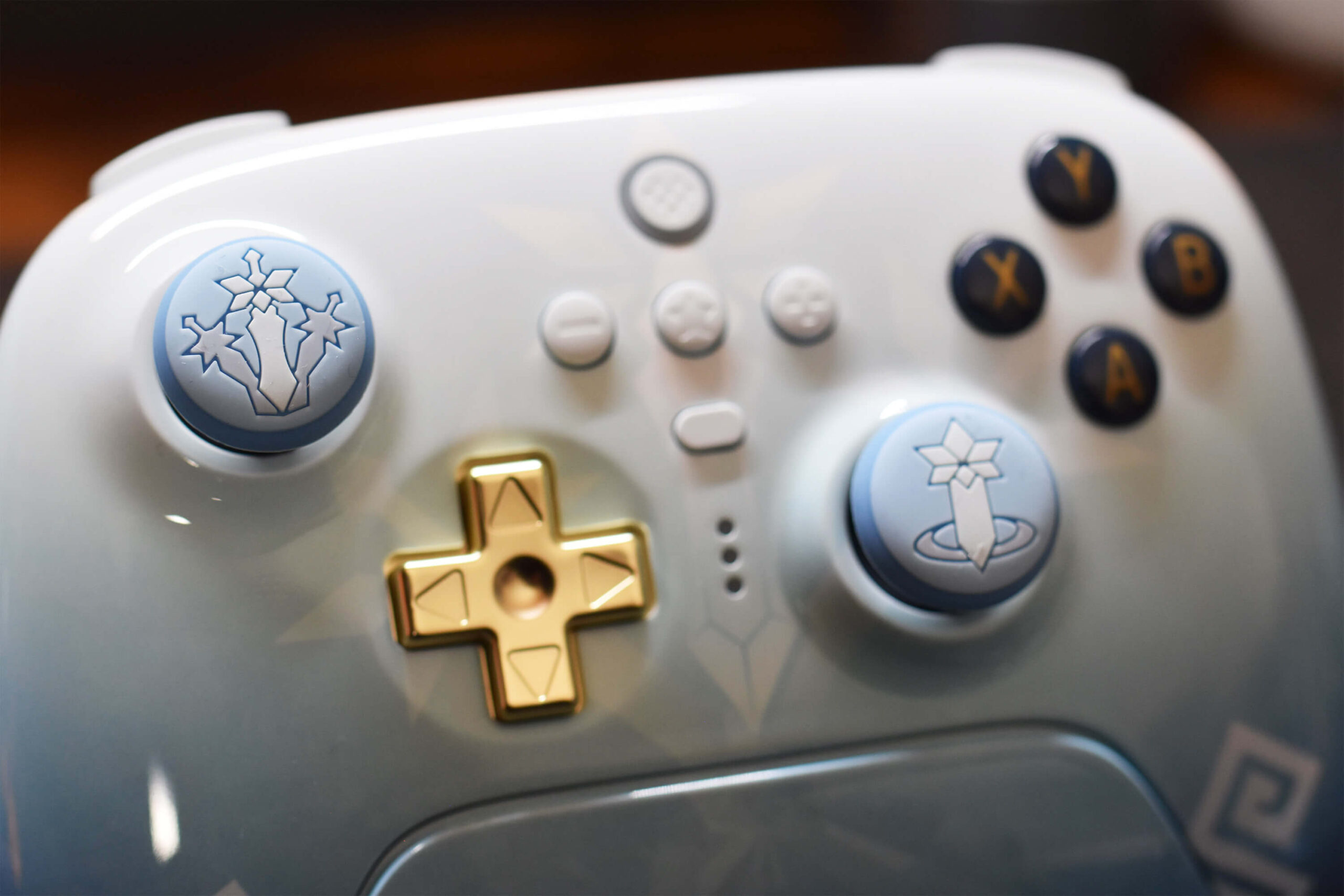 8BitDo × 原神】重雲デザインのPC・スマホ対応のワイヤレス