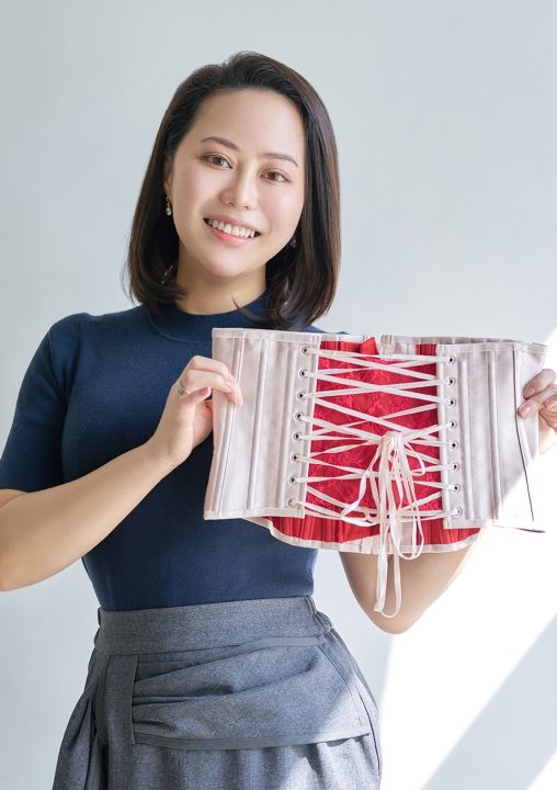 めんどくさい」が生んだバズ くびれのプロ・元鈴木さんの快適に生きる