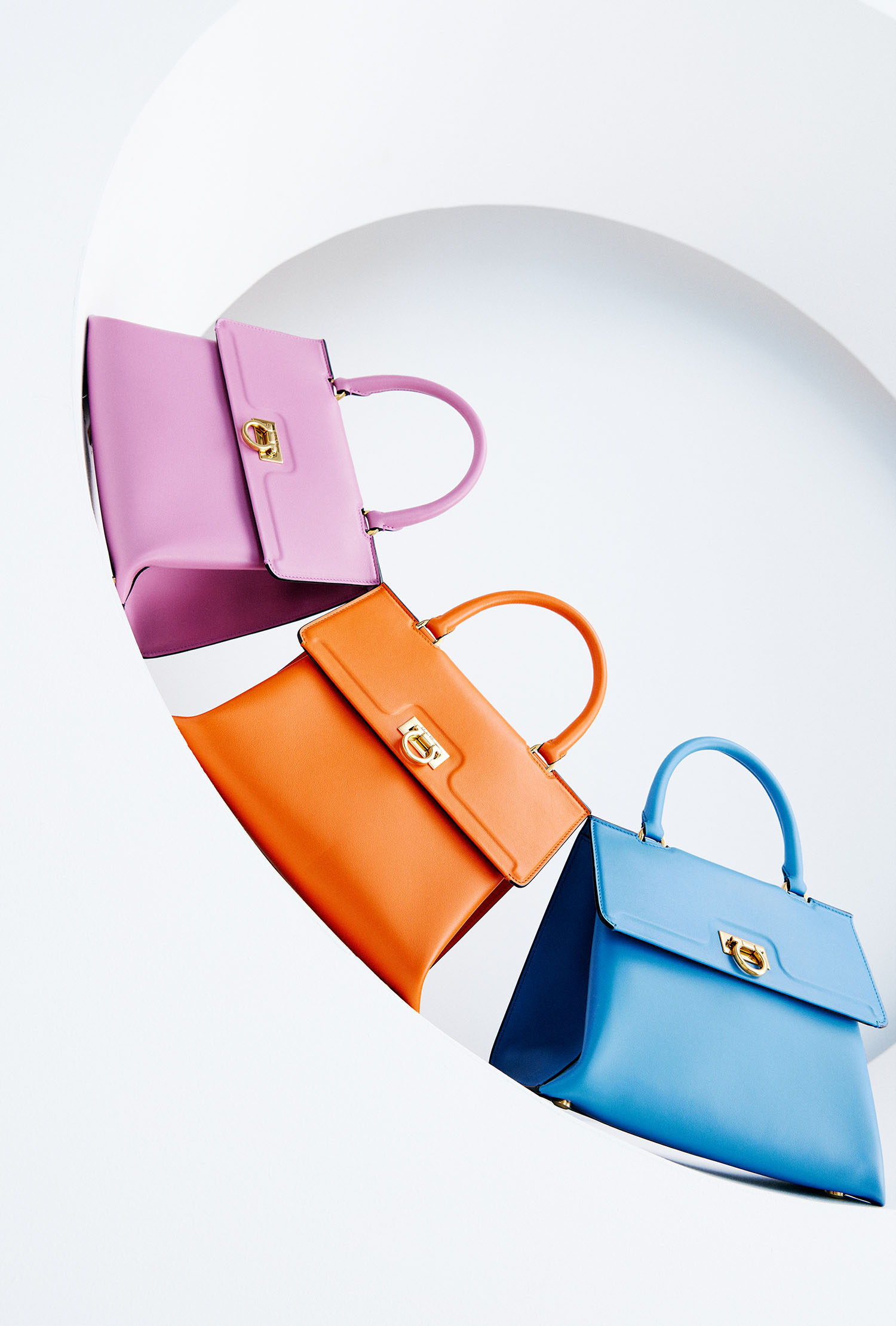 サルヴァトーレ フェラガモ」とポジティブな未来へ | ELLE［エル