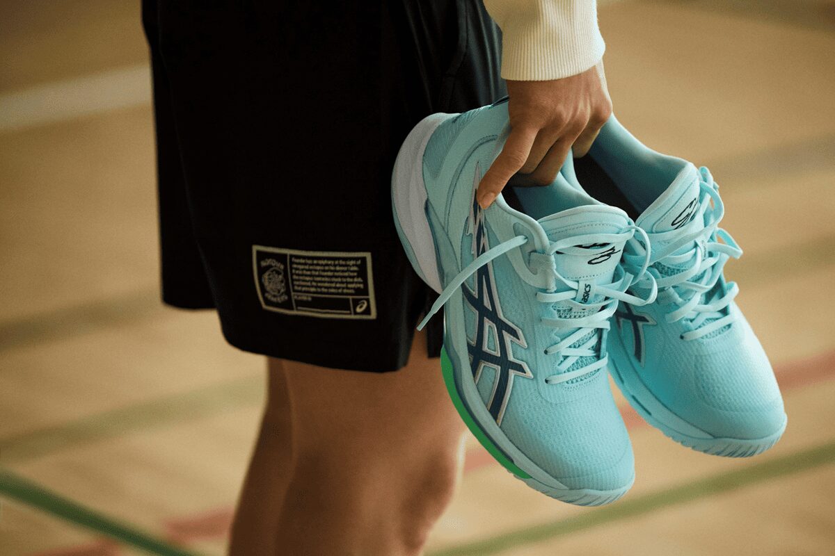 アシックスが河村勇輝選手と共同開発したシューズ「SWIFTACE YUKI