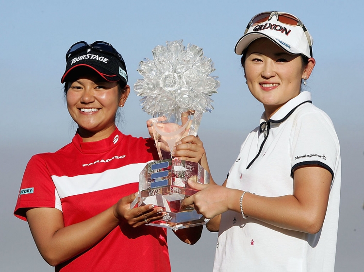 日本代表、第1回女子W杯を制覇 ー プレイバック 2005 - スポーツナビ