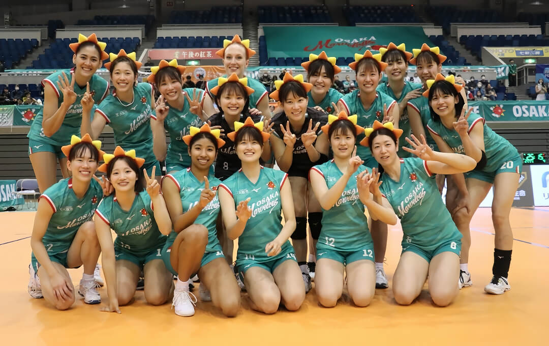 直筆サイン入りバレーボール 大阪マーヴェラス V330W 直筆サイン入り