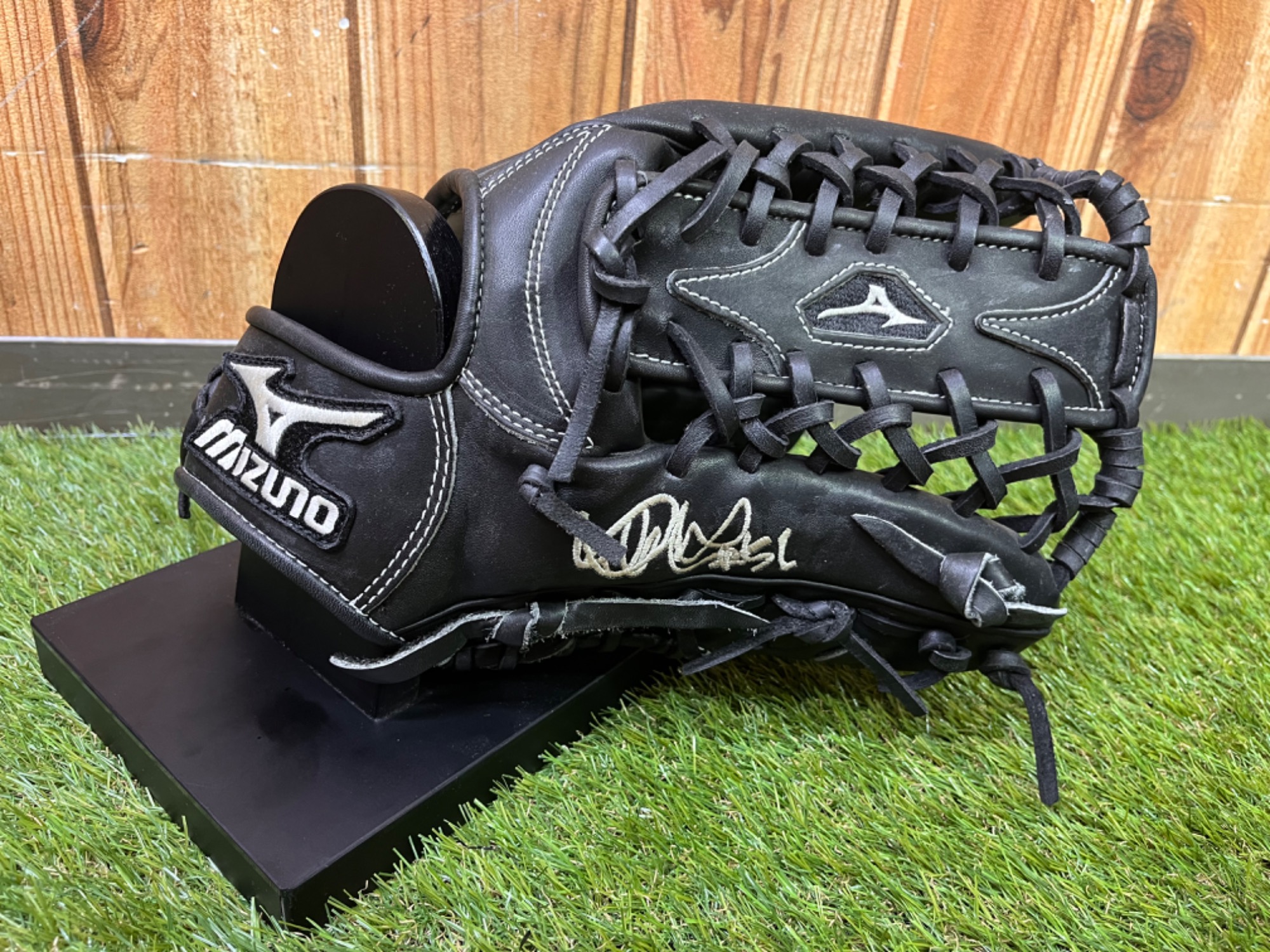 イチロー選手実使用＆サイン証明書付の超希少スパイク[2024.09.25発行