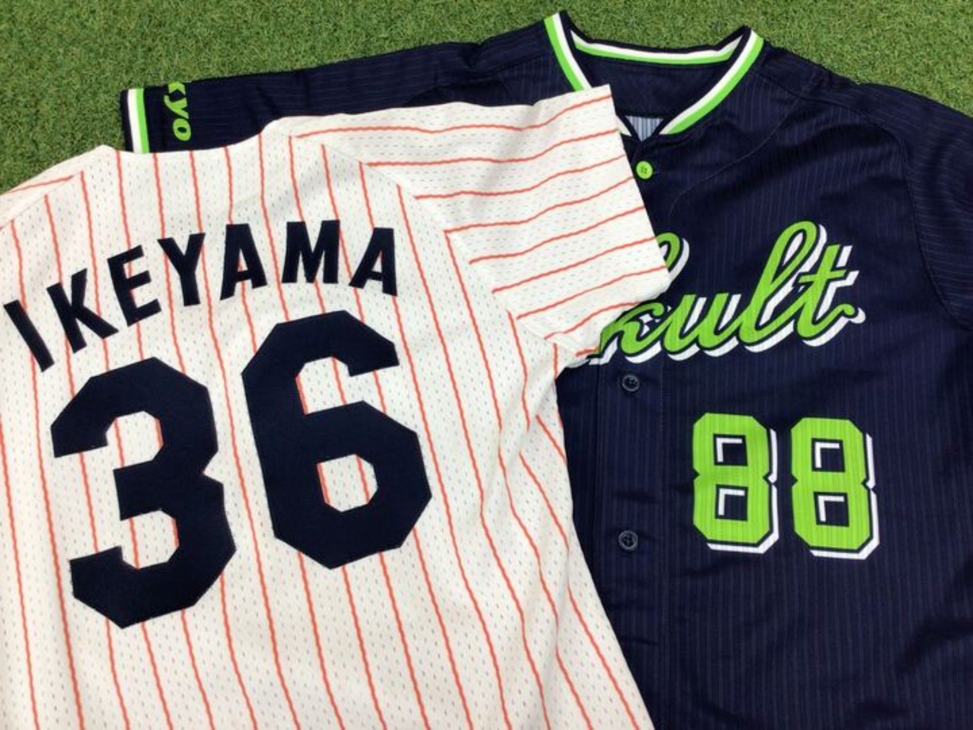 ヤクルトのミスターフルスイング！池山隆寛選手のプロ仕様ユニフォーム