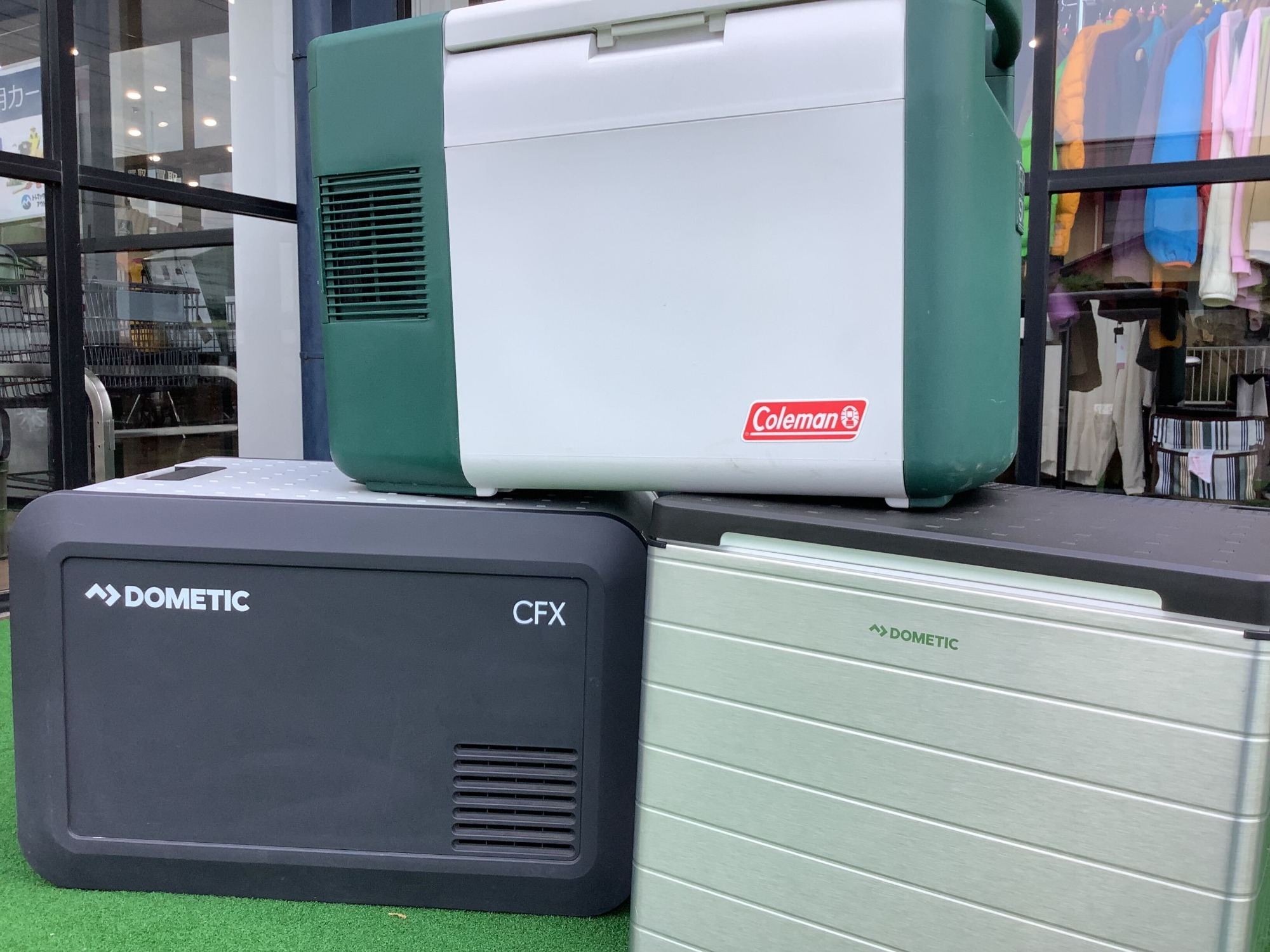 夏キャンプが始まる！入間扇台店おすすめポータブルクーラーボックスご