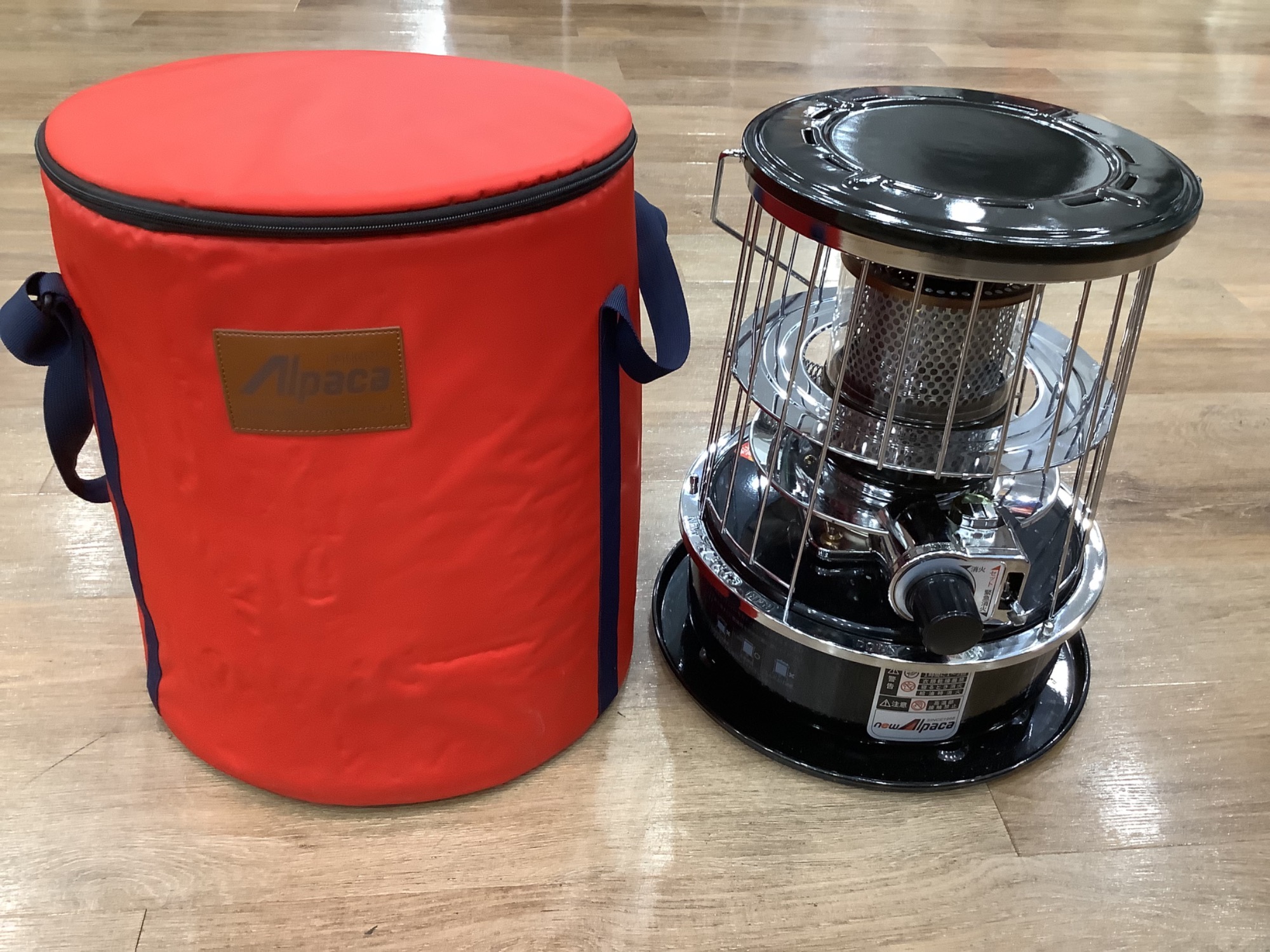 大人気トヨトミ レインボーストーブ・ニューアルパカ石油ストーブご