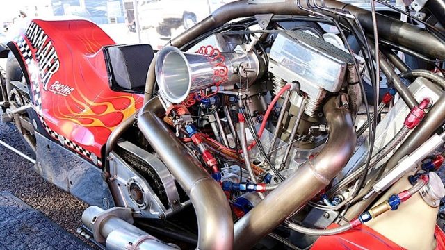 ハーレーの独立管は高出力！！】排気干渉がなくメリットが大きい