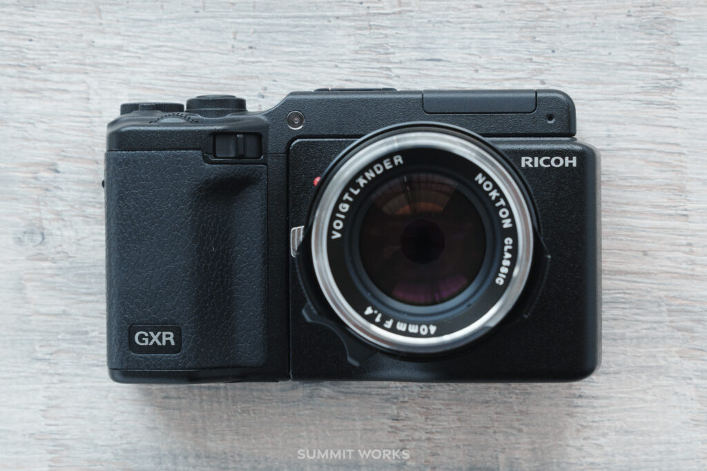 ユニークな撮影体験を得られるRICOH GXRとMOUNT A12というカメラ